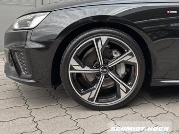 Audi A4 Avant 40 TFSI — photo 8