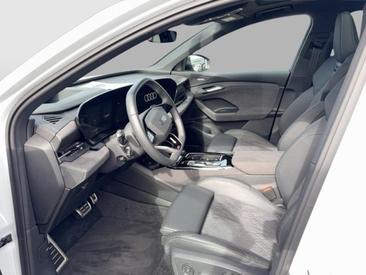 Audi Q6 SUV E-tron E-tron Quattro — photo 8