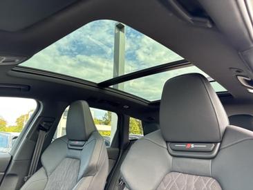 Audi Q6 SUV E-tron E-tron Quattro — photo 13