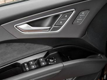 Audi Q4 E-tron E-tron Quattro — photo 14
