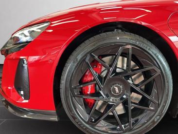 Audi RS E-tron GT E-tron Quattro — photo 8