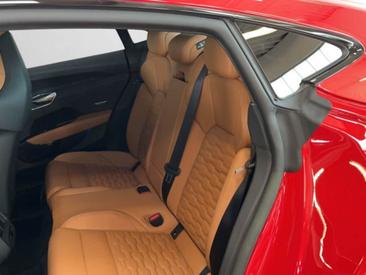 Audi RS E-tron GT E-tron Quattro — photo 14