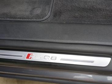 Audi RSQ8 TFSI Quattro Tiptronic — photo 15