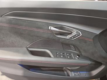 Audi RS E-tron GT E-tron Quattro — photo 10