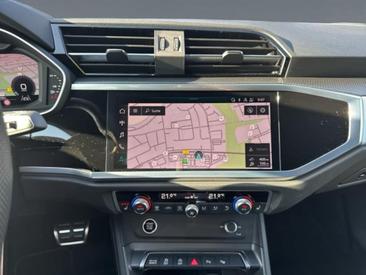 Audi Q3 Sportback 40 TDI Quattro — photo 11