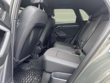 Audi Q3 35 TDI — photo 15