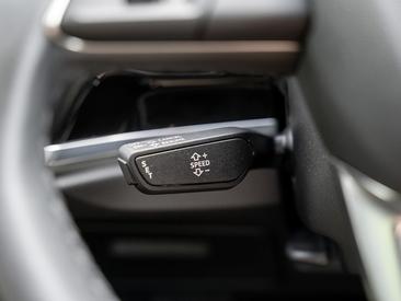 Audi Q3 35 TFSI — photo 12