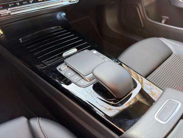 Mercedes CLA Berline 200 — photo 21