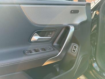 Mercedes CLA Berline 200 — photo 24