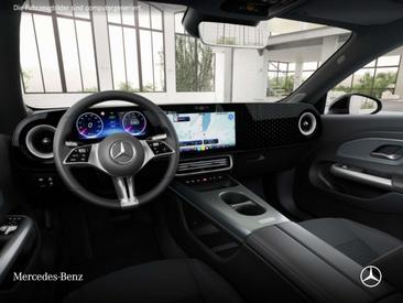 Mercedes CLA Berline 200 — photo 8