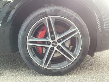 Audi SQ5 SUV TDI — photo 17