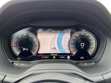 Audi Q2 35 TFSI — photo 10