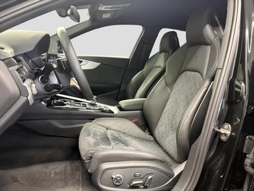 Audi A4 Avant 45 TFSI Quattro — photo 9