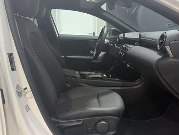 Mercedes Classe A Berline 200 — photo 13