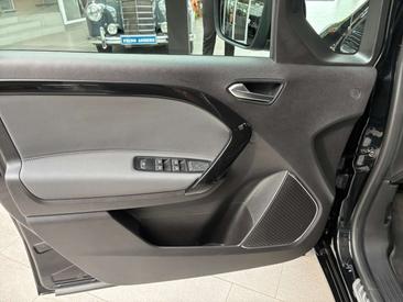 Mercedes EQT Van 200 — photo 4