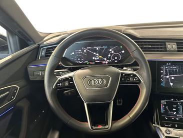 Audi Q8 E-tron E-tron 55 Quattro 300 KW — photo 14
