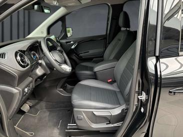 Mercedes EQT Van 200 — photo 5