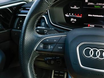 Audi S 4 Avant TDI — photo 16