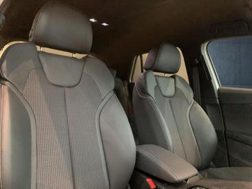 Audi SQ2 TFSI — photo 16