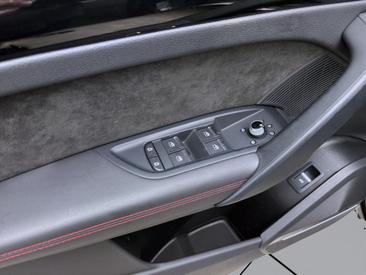 Audi Q5 40 TDI Quattro — photo 11