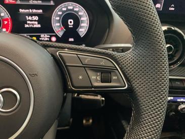Audi SQ2 TFSI — photo 22