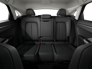 Audi Q3 Sportback 35 TFSI — photo 11