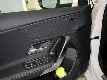 Mercedes Classe A Berline 200 D — photo 11