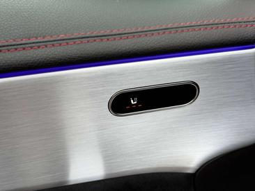 Mercedes CLA Berline 180 — photo 18