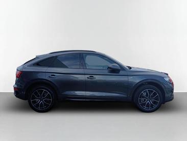 Audi Q5 Sportback 40 TDI Quattro — photo 8