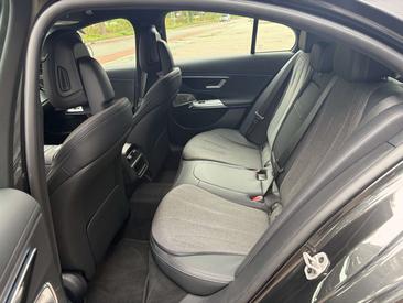 Mercedes Classe E Berline 300 E — photo 12