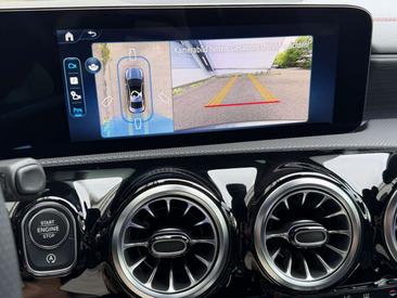 Mercedes CLA Berline 200 — photo 22