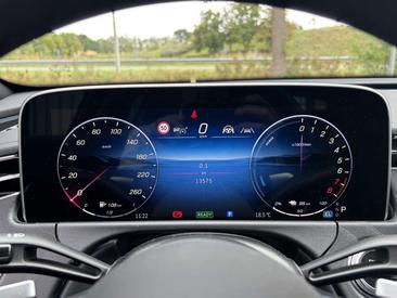 Mercedes Classe E Berline 300 E — photo 18