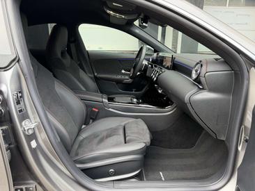 Mercedes CLA Berline 200 — photo 26