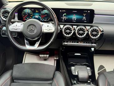 Mercedes CLA Berline 180 — photo 31