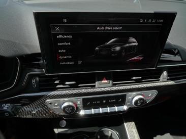 Audi S 4 Avant TDI — photo 20