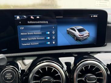 Mercedes CLA Berline 200 — photo 37