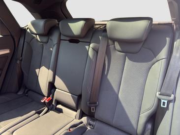 Audi Q5 45 TFSI Quattro — photo 12