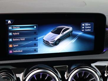 Mercedes CLA Berline 220 — photo 25