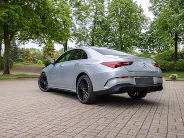 Mercedes CLA Berline 180 — photo 2