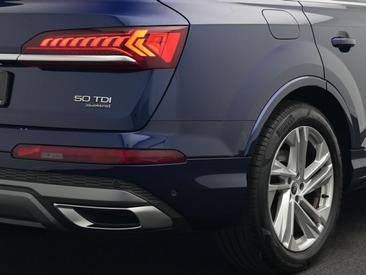 Audi Q7 Competition Plus 50 TDI Quattro — photo 23