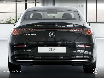 Mercedes CLA Berline 180 — photo 6