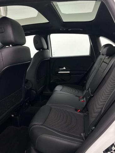 Mercedes Classe B Berline 200 D — photo 16