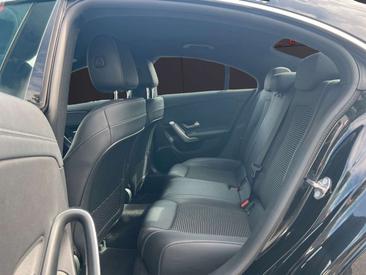 Mercedes CLA Berline 200 D — photo 13
