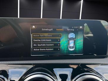 Mercedes CLA Berline 200 D — photo 22