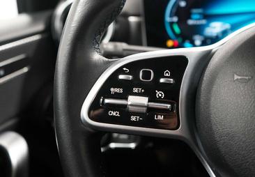 Mercedes Classe A Berline 200 — photo 17