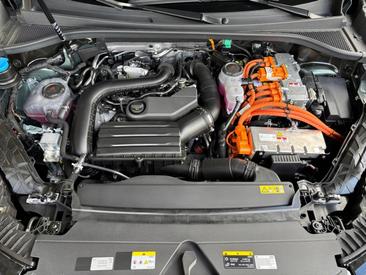 Audi Q3 E-hybrid — photo 13
