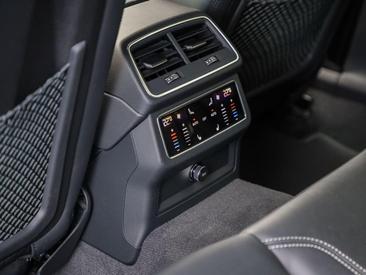 Audi S 7 Sportback TDI — photo 22