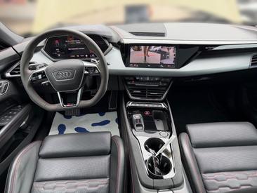 Audi E-tron GT Berline RS Quattro 440 KW — photo 11