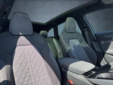 Audi A6 Avant 40 TDI — photo 16
