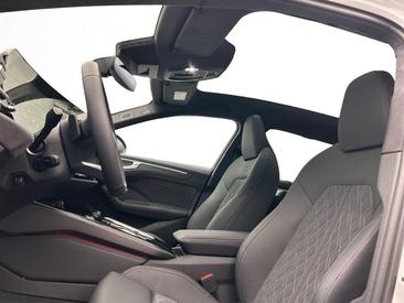 Audi A6 Avant TFSI E 55 E Quattro — photo 10